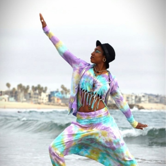 Meet your Posher, Erica - Picture 8 of 8